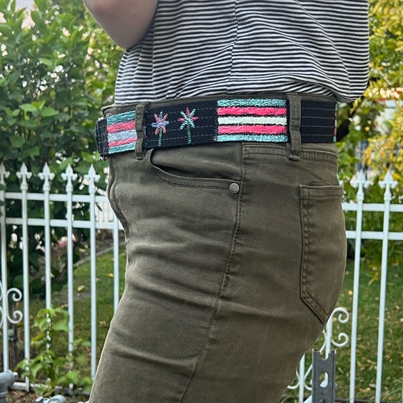 Trans flag Upcycled woven double d buckle belt size 32 - Picture 2 of 5